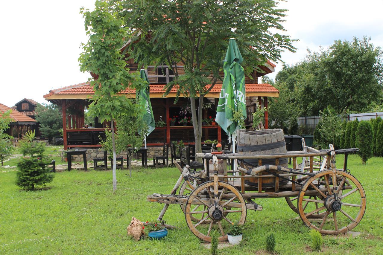 Satul Traditional รุนกู ภายนอก รูปภาพ