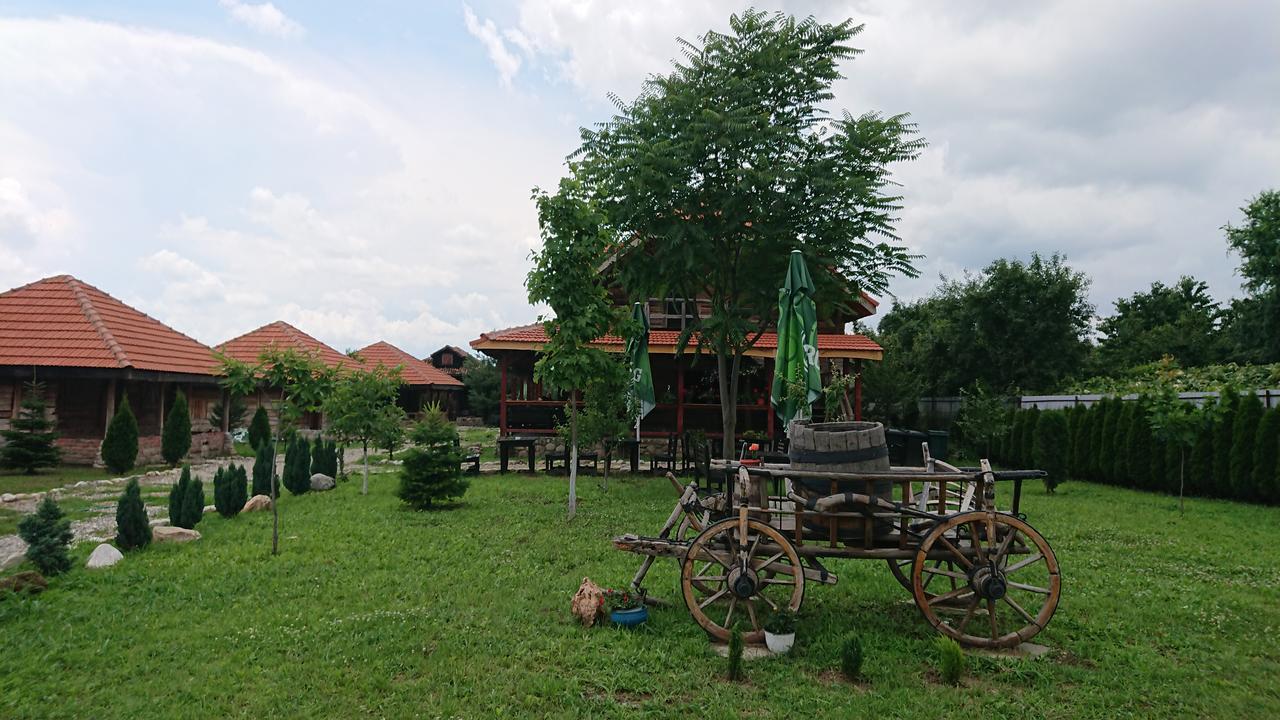 Satul Traditional รุนกู ภายนอก รูปภาพ